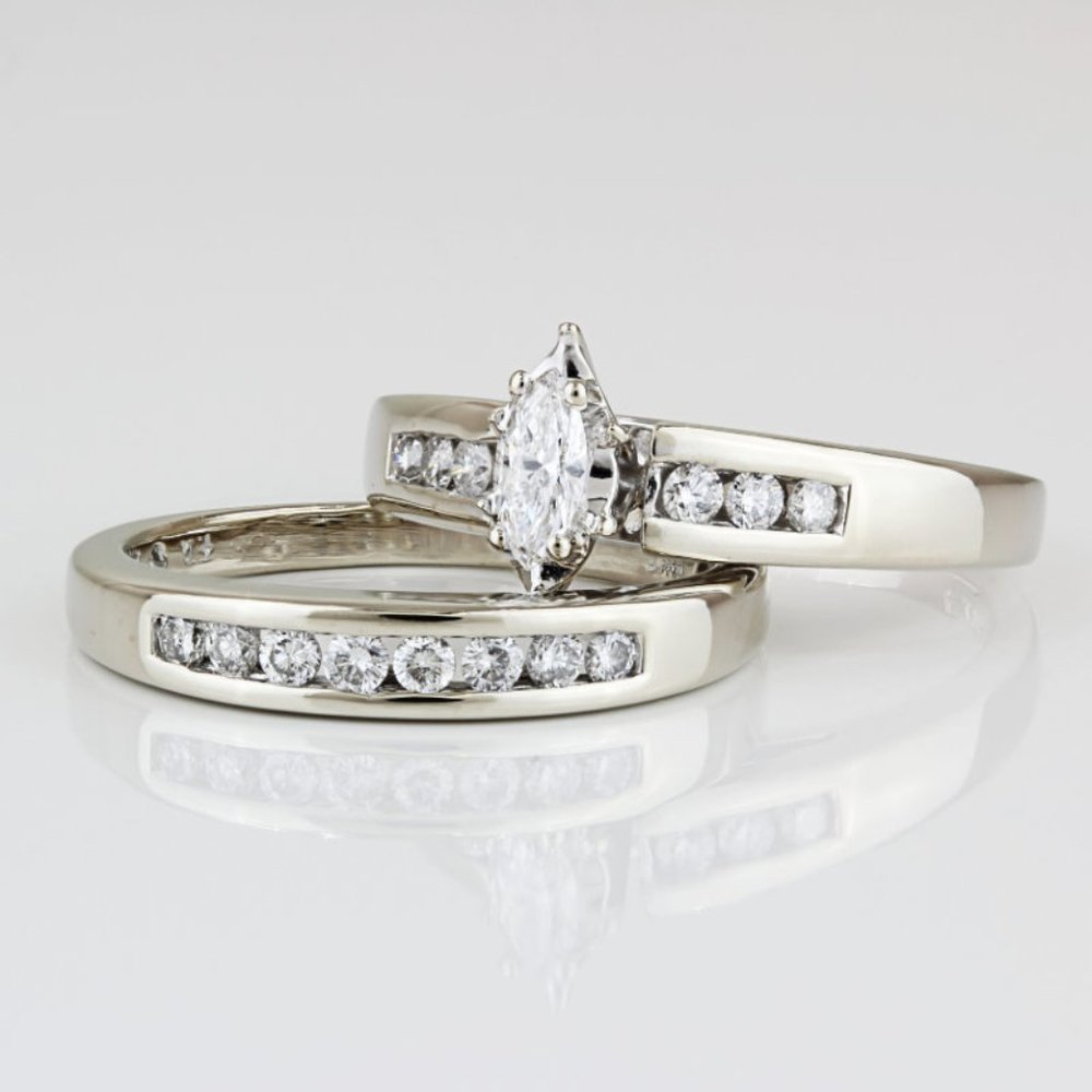 14k White Gold Marquise-cut Diamond Engagement Ring / Bridal Wedding Band Set